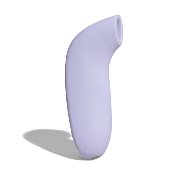 Side view of the Dame Aer, showcasing the protruding tip of the toy, designed to easily nestle between the labia. | Kinkly