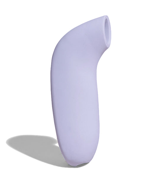 Side view of the Dame Aer, showcasing the protruding tip of the toy, designed to easily nestle between the labia. | Kinkly