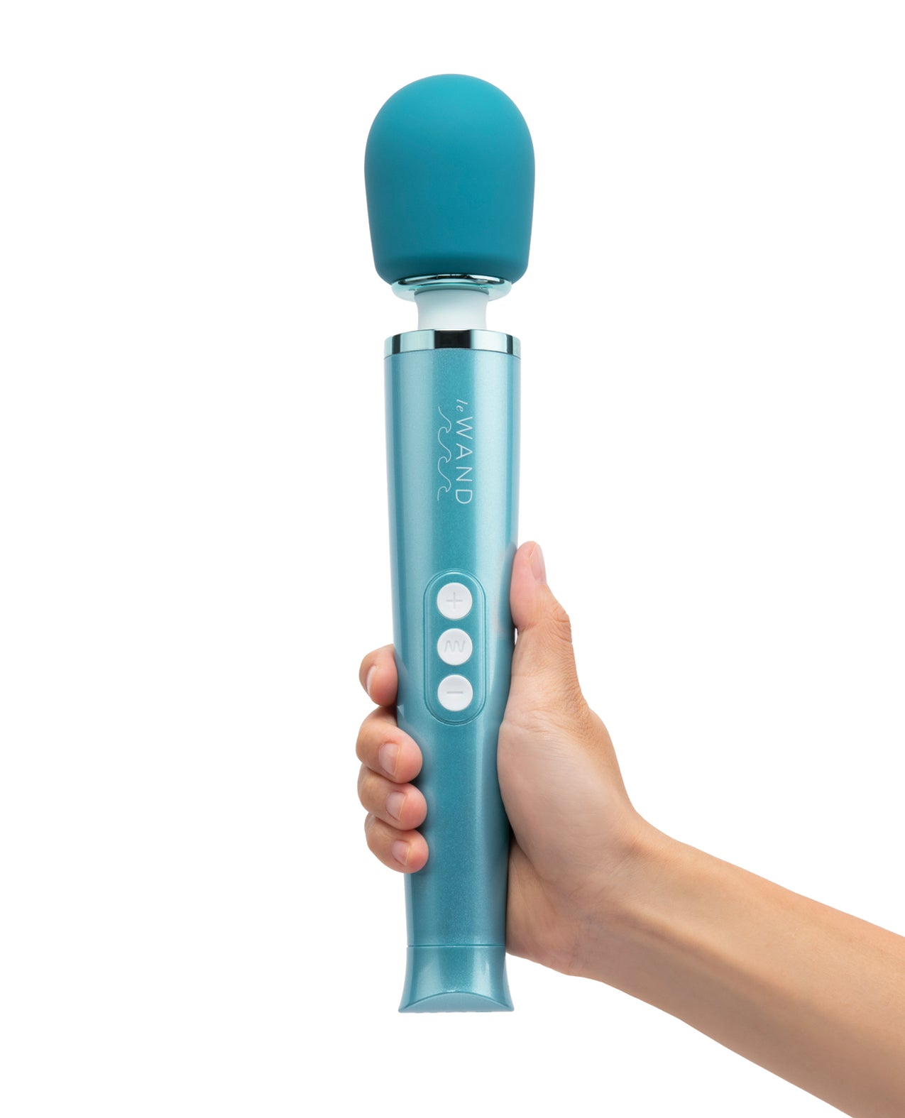 A hand holds the Le Wand Dive Waterproof Wand. It looks like a full-sized wand in their hand, a substantial toy that's in a beautiful, glittery shade of blue. | Kinkly Shop