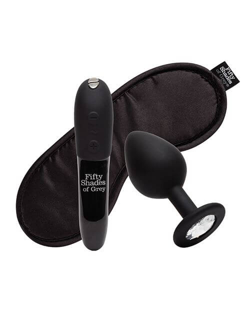 Fifty Shades Come to Bed Kit: Vibrator, Butt Plug & Blindfold Kinkly Shop Fifty Shades Come to Bed Kit: Vibrator, Butt Plug & Blindfold Kinkly Shop