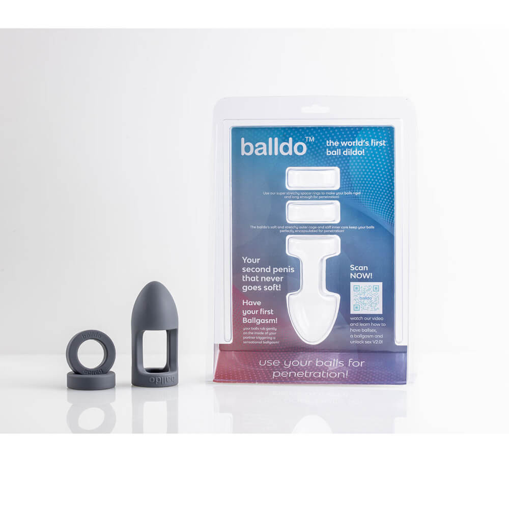 The packaging of the Balldo. The Balldo comes in plastic clamshell packaging that allows you to easily see the product before purchasing. | Kinkly Shop