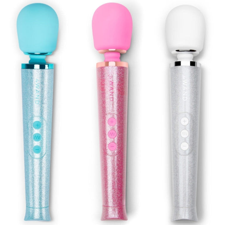 Le Wand All That Glimmers Petite Wand Massager Gift Set Kinkly Shop Le Wand All That Glimmers Petite Wand Massager Gift Set Kinkly Shop