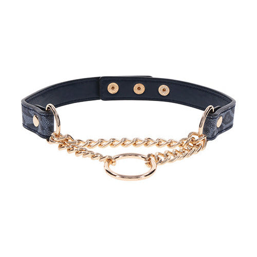 The Sportsheets Cougar Day Collar in front of a plain white background | Kinkly Shop