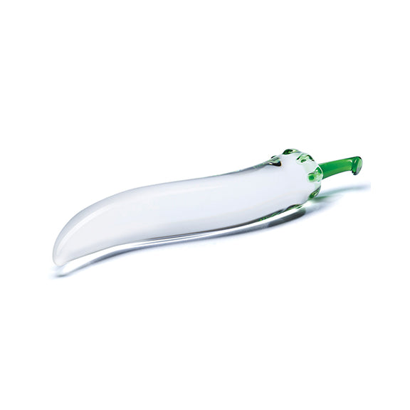 Close-up of the tip of the Glas Chili Pepper. The dildo has a very tapered tip that looks realistic to a very slender hot pepper vegetable. | Kinkly Shop