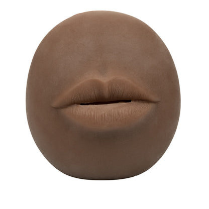 Close-up of the textured lips on the Stroke It Mouth with its realistic design. | Kinkly Shop