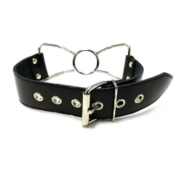 Backside of the Rouge Leather Spider Gag. It's fastened, showing the standard belt buckle and 6 reinforced adjustment positions to allow for a comfortable, snug fit with the Rouge Leather Spider Gag. | Kinkly Shop