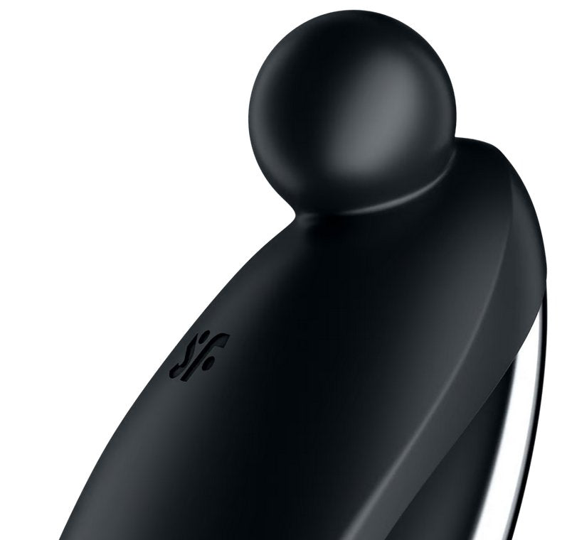 Close-up of the protruding round ball that offers targeted clitoral pleasure on the Satisfyer Spot On 2 | Kinkly Shop