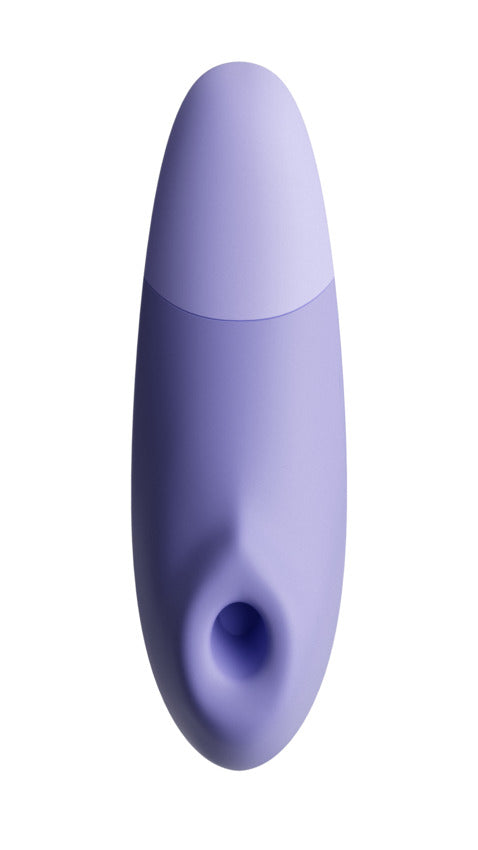 Close-up on the oval-shaped tip on the tip of the Womanizer Enhance. This open hole looks oval shaped instead of circular. | Kinkly Shop