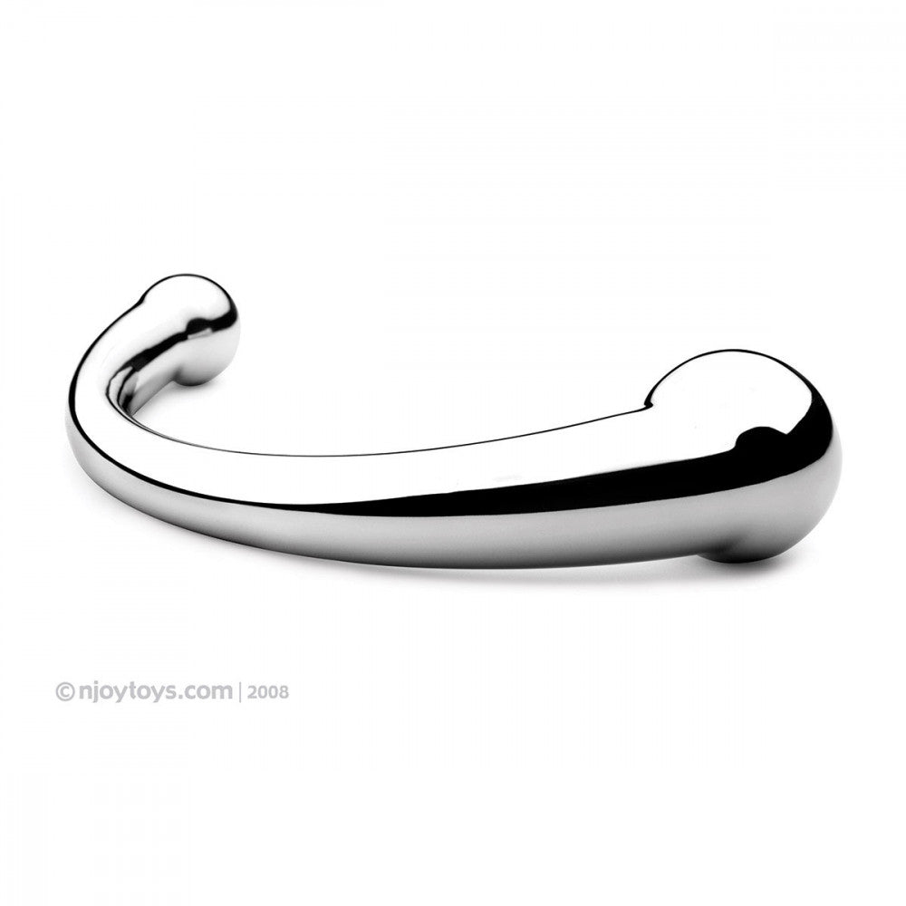 Close-up of the Njoy Pure Wand from a different angle. The dildo has no texture to it, and it looks entirely smooth, shiny, and slippery through the entire shaft. | Kinkly Shop