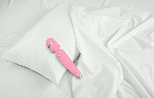 Pillow Talk Cheeky vibrator on bed