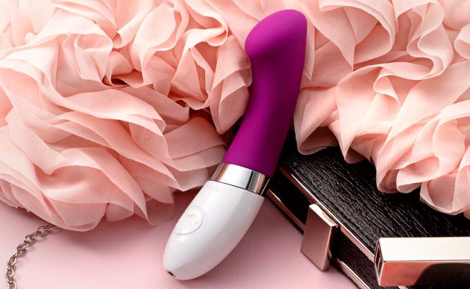 6 Cool Things Vibrators Can Do to Help You Orgasm