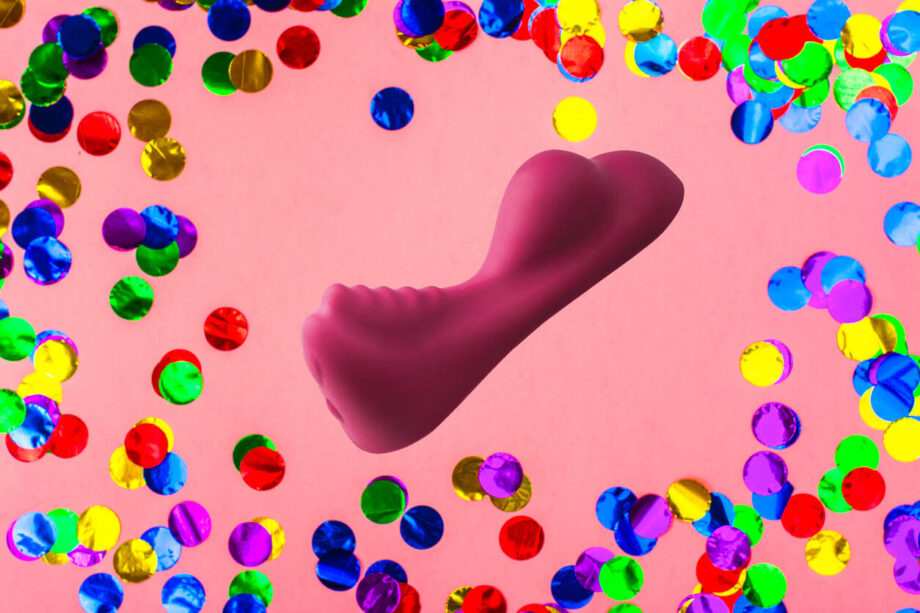 Sex Toy of the Month (and Kinkly Consumers’ Choice Award Winner!): Rocks-Off Ruby Glow